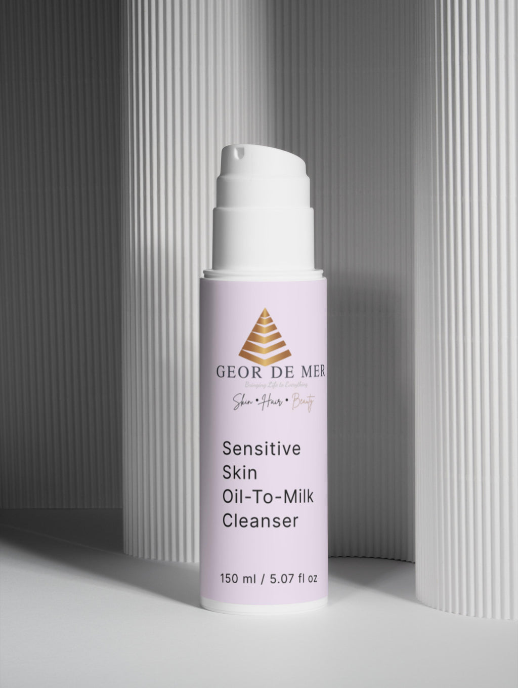 Geor De Mer Sensitive Skin Oil-To-Milk Cleanser