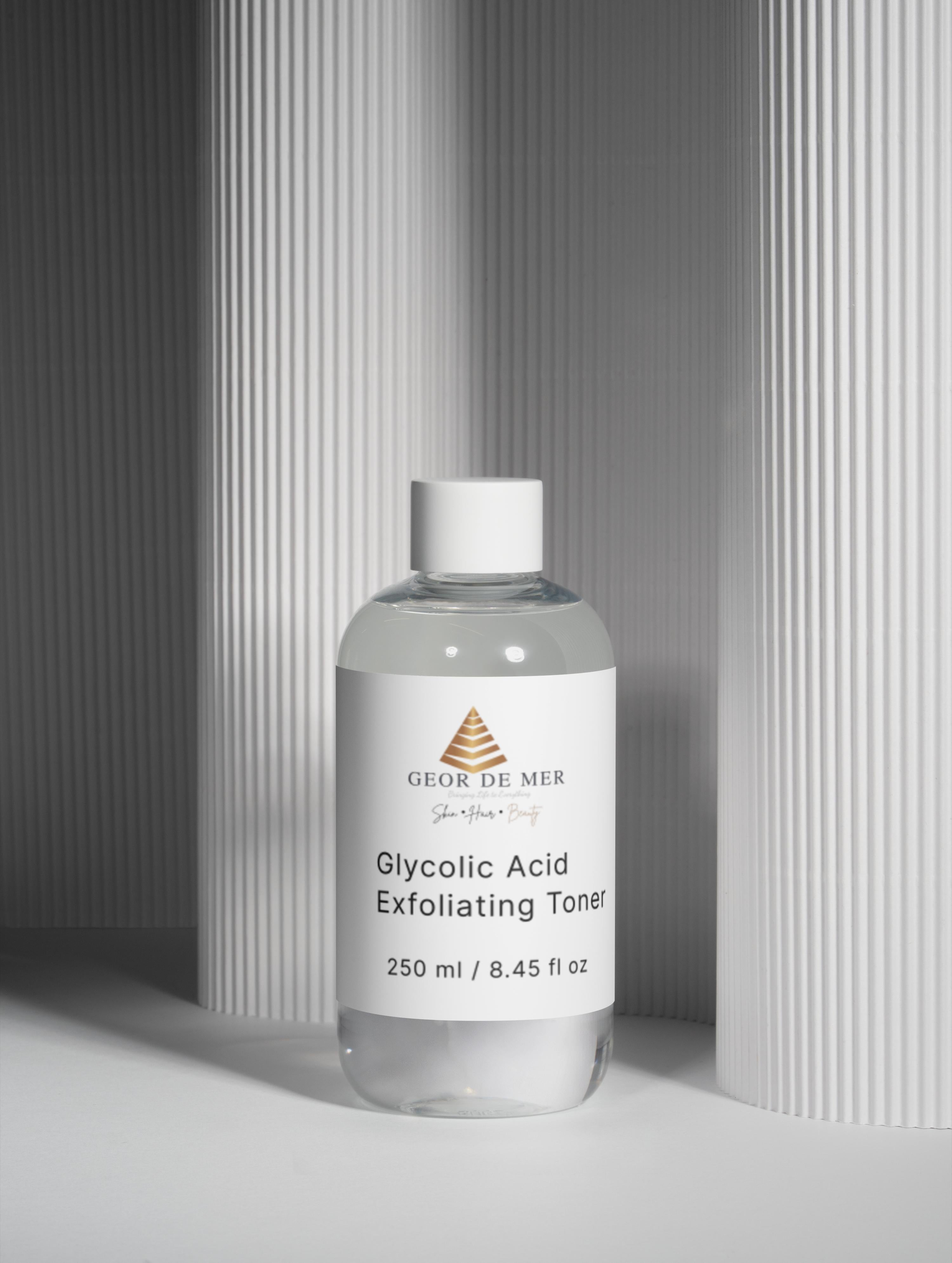 Geor De Mer Glycolic Acid Exfoliating Toner