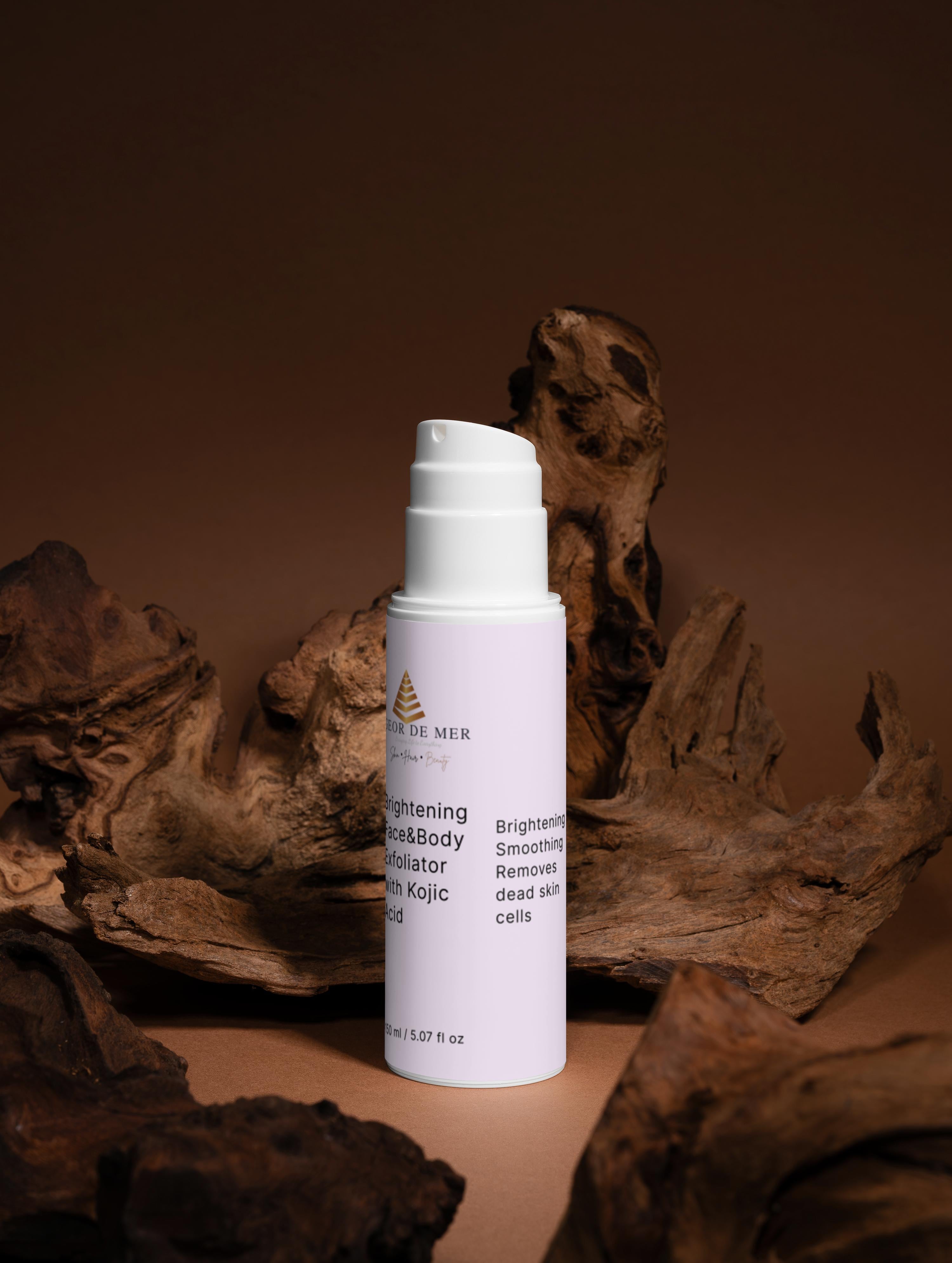 Geor De Mer Brightening Face&Body Exfoliator with Kojic Acid